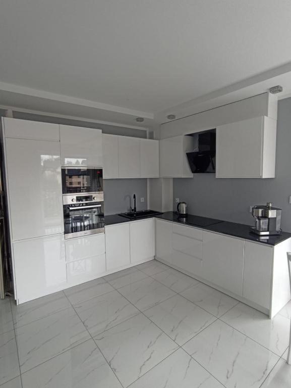 Apartament Brzeg Luaran gambar